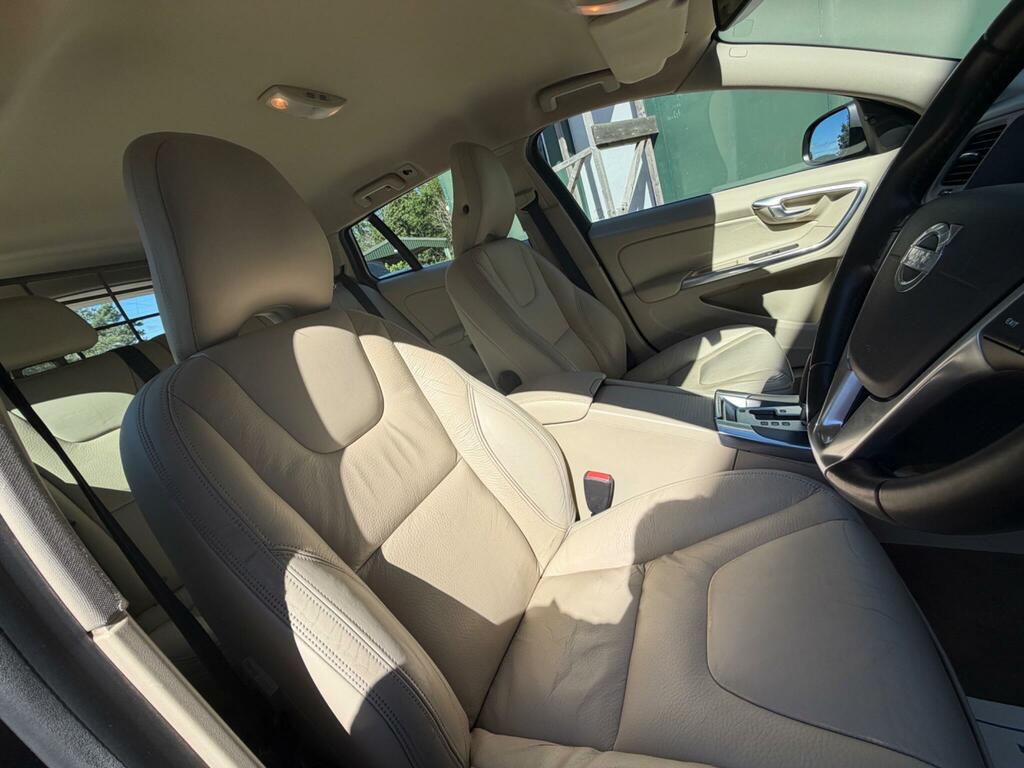 Volvo V60 Estate 2.4 D5 R-design Lux Geartronic Ss 2 Blue #14