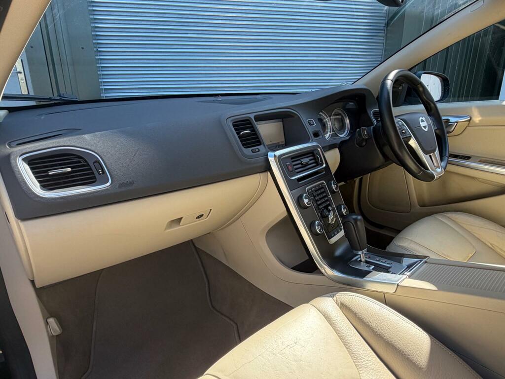 Volvo V60 Estate 2.4 D5 R-design Lux Geartronic Ss 2 Blue #19