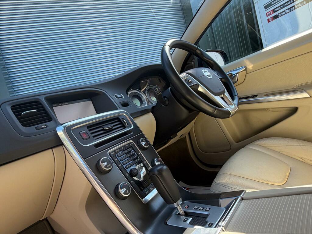 Volvo V60 Estate 2.4 D5 R-design Lux Geartronic Ss 2 Blue #22