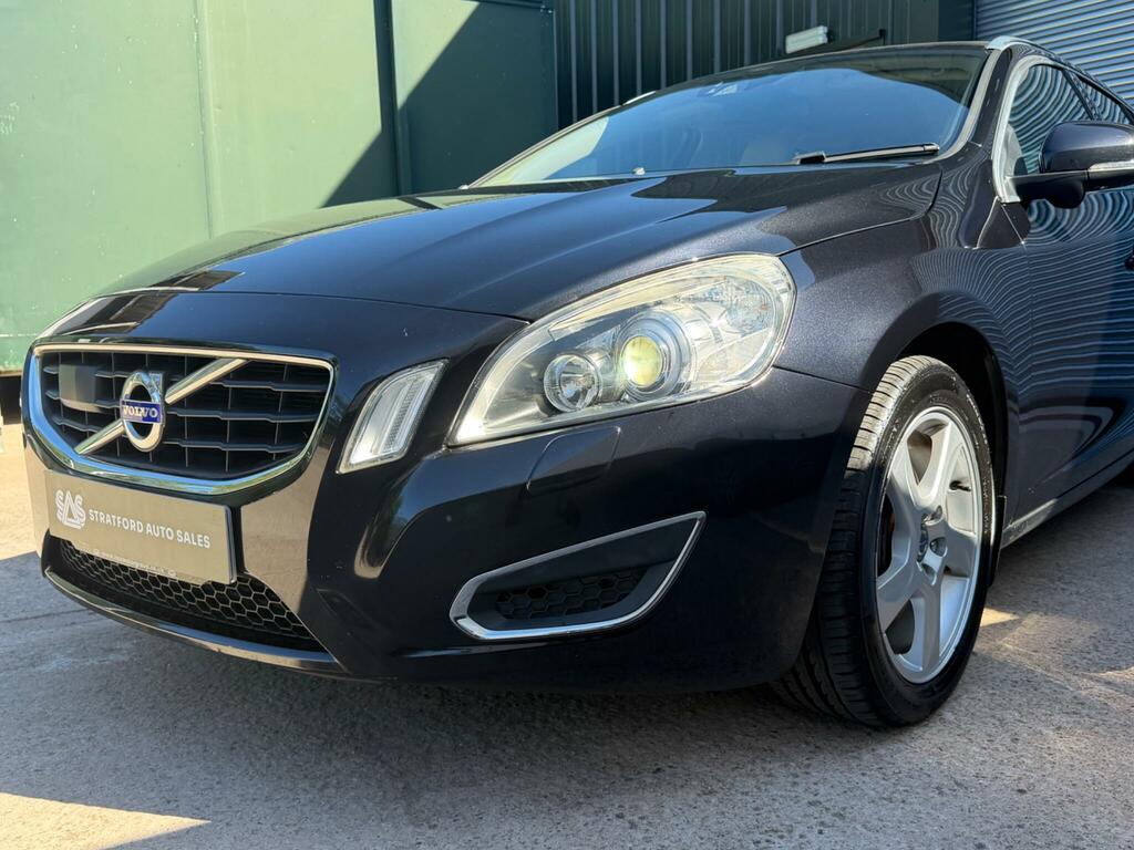 Volvo V60 Se Lux Black #6