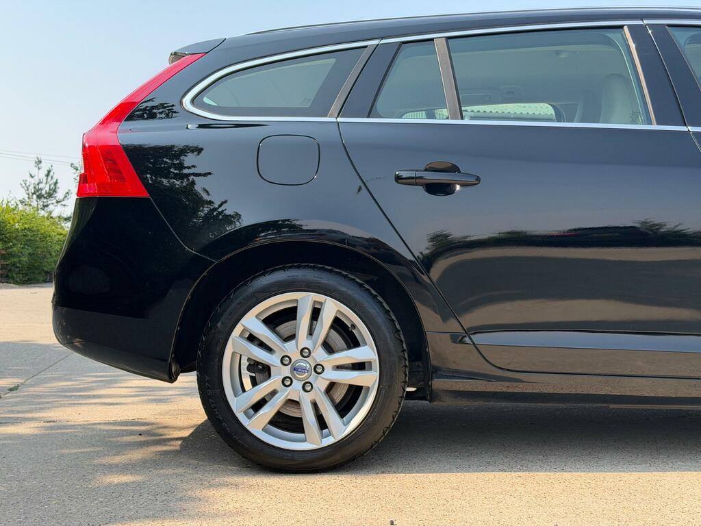 Volvo V60 D5 Se Lux Nav Blue #16