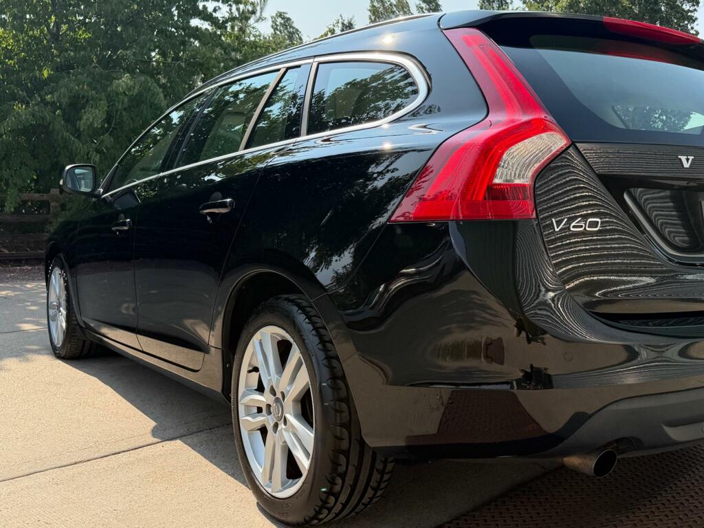 Volvo V60 D5 Se Lux Nav Blue #10