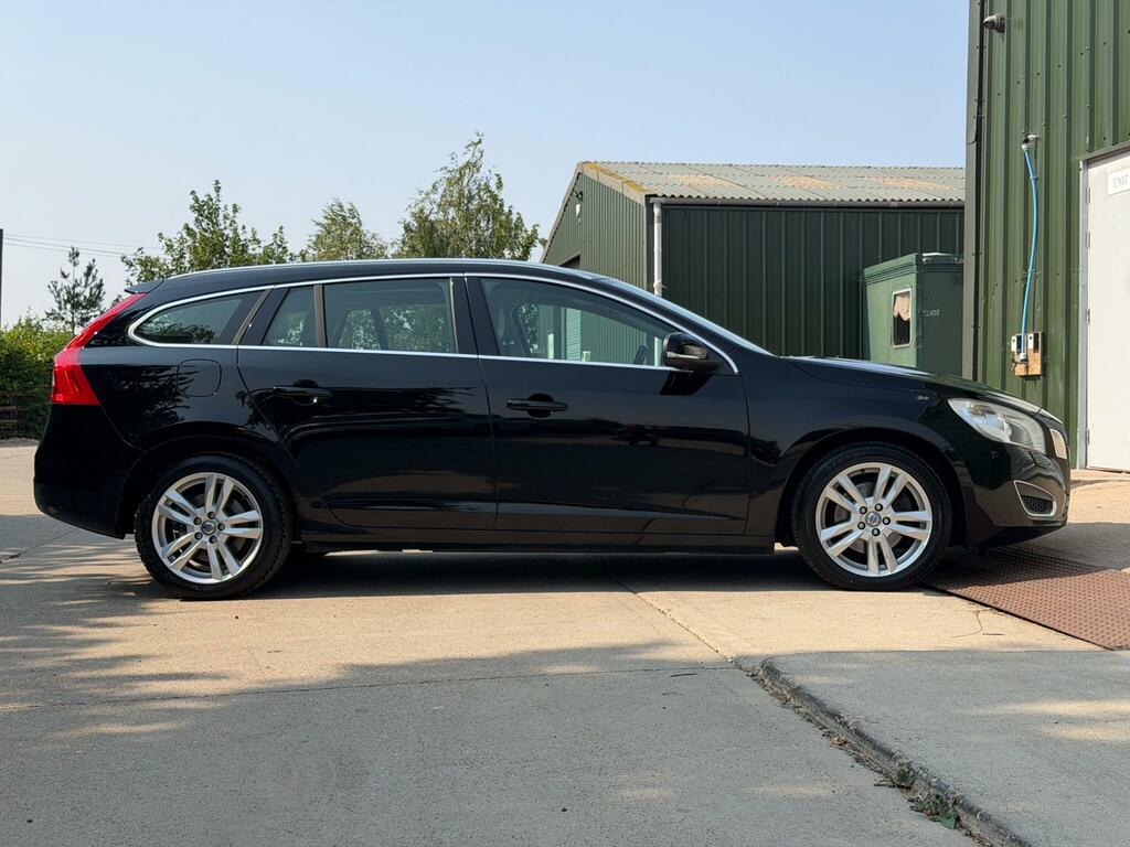 Volvo V60 D5 Se Lux Nav Blue #17