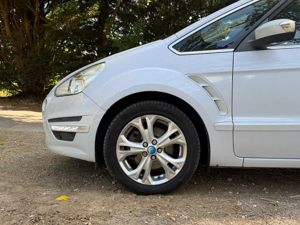 Ford S-Max Titanium White #4