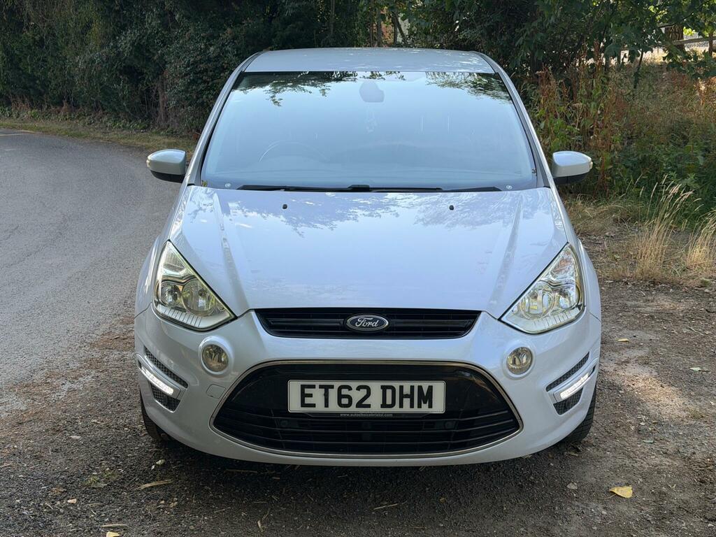 Ford S-Max Titanium White #2