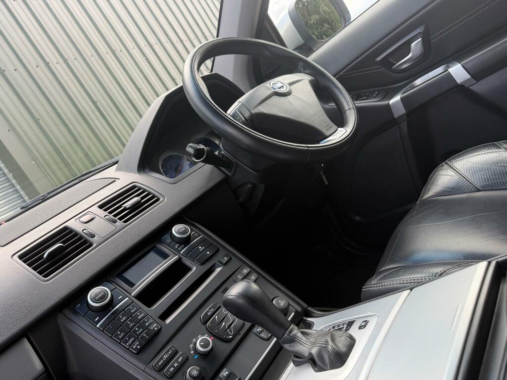 Volvo XC90 2.4 D5 Se Lux Awd 200 Bhp Blue #26