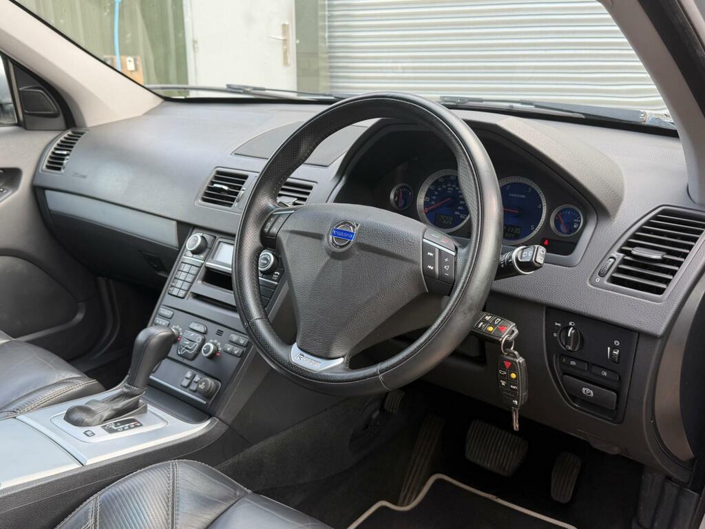 Volvo XC90 2.4 D5 Se Lux Awd 200 Bhp Blue #18