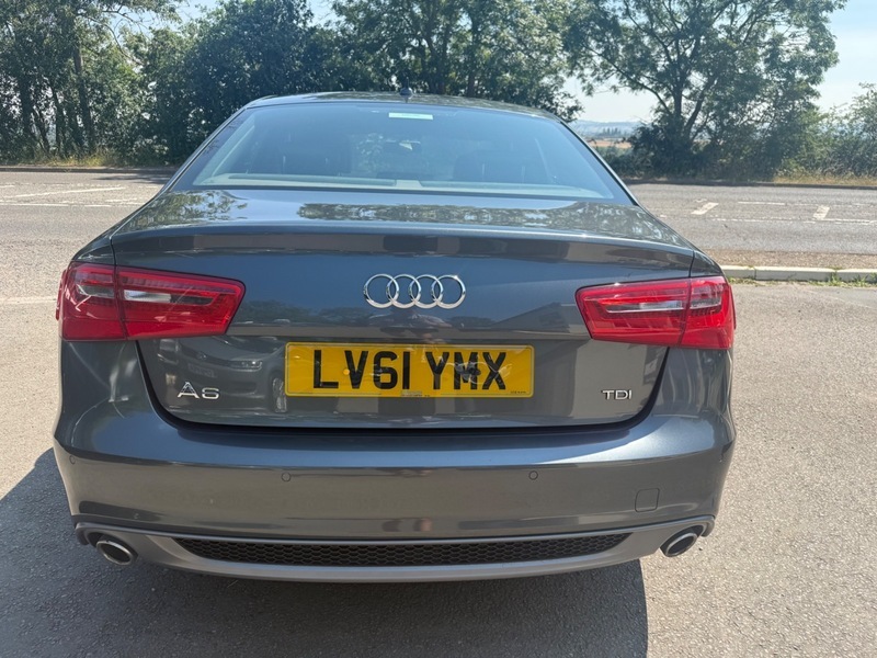 Audi A6 Estate Black #24