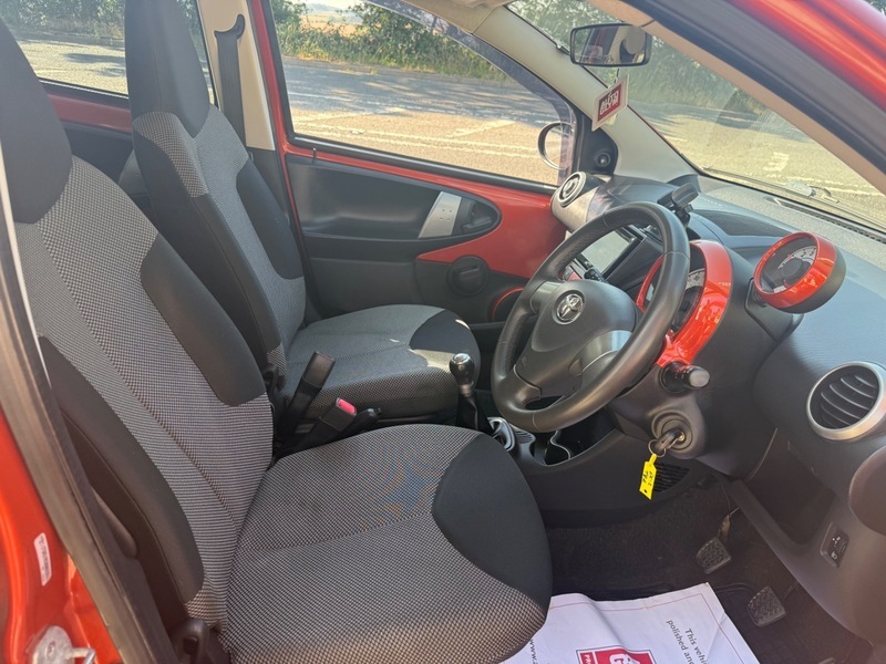 Toyota Aygo 1.0 Vvt-i Ice Euro 5 White #18