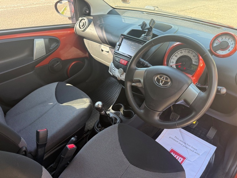 Toyota Aygo 1.0 Vvt-i Ice Euro 5 White #19