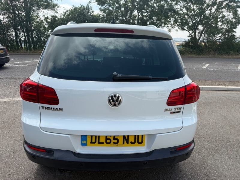 Volkswagen Tiguan Match Edition Tdi Bmt White #4