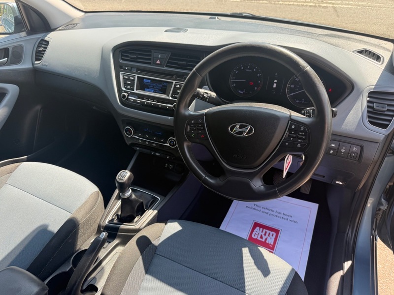 Hyundai I20 Hatchback Red #11