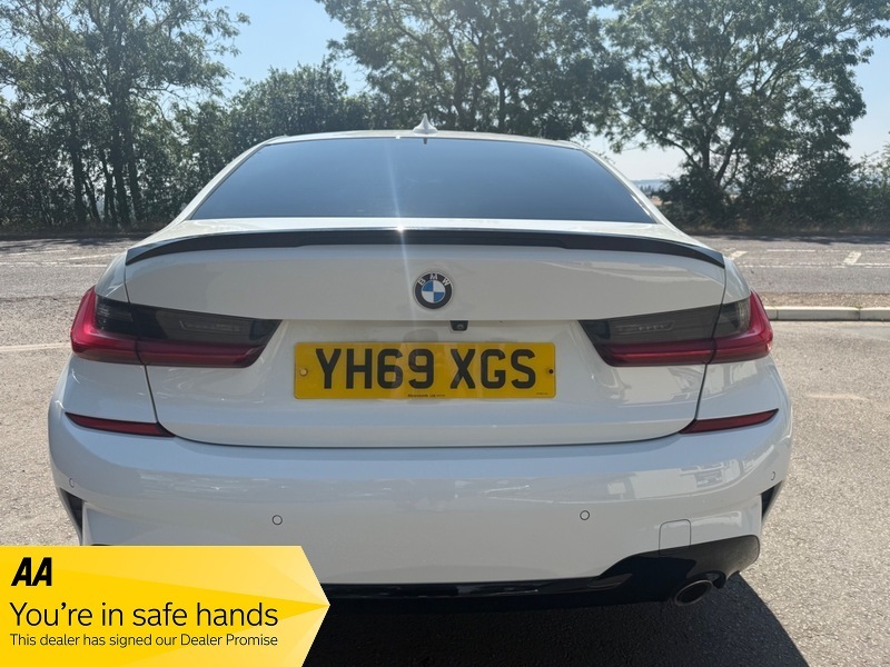 BMW 3 Series 330D M Sport YH69XGS White #3