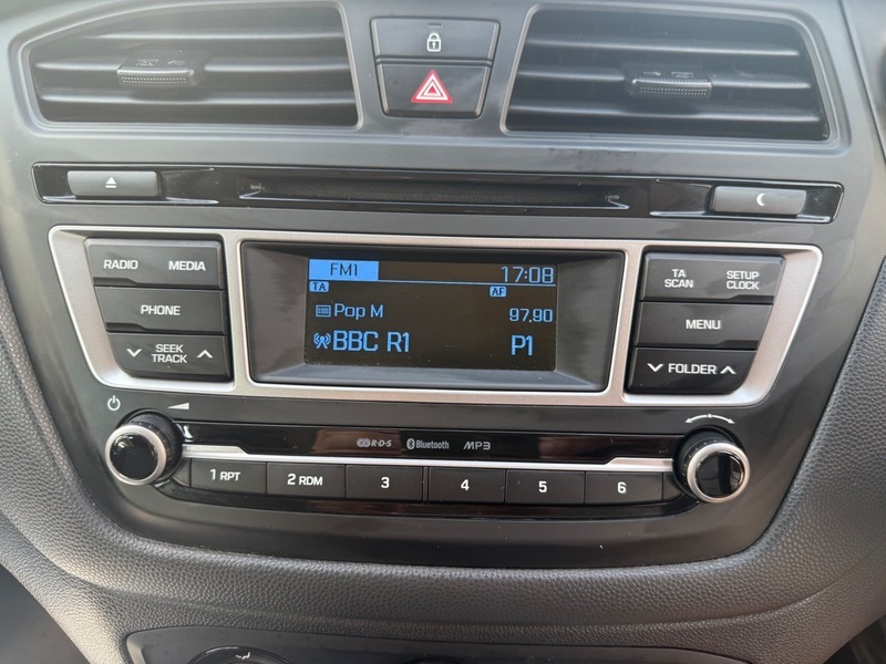 Hyundai I20 Hatchback Red #21