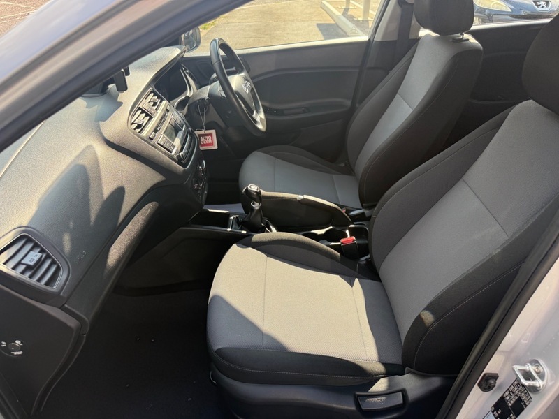 Hyundai I20 Hatchback Red #30