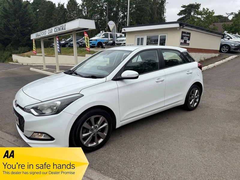 Hyundai I20 1.2 Se White #26