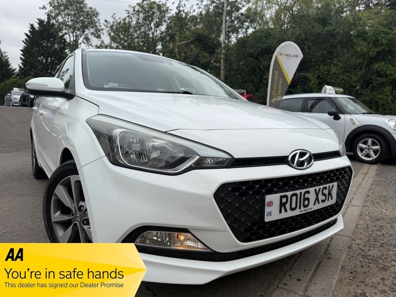 Hyundai I20 Crdi Se White #2