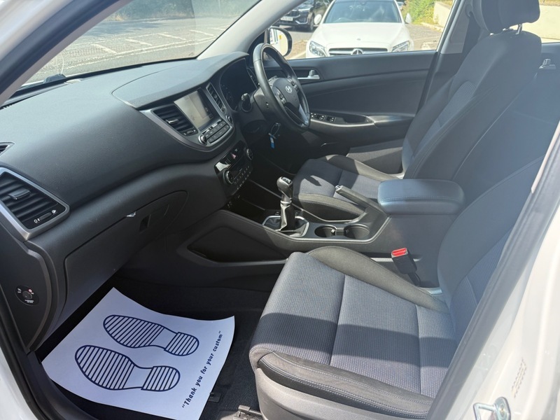 Hyundai Tucson Grey #30