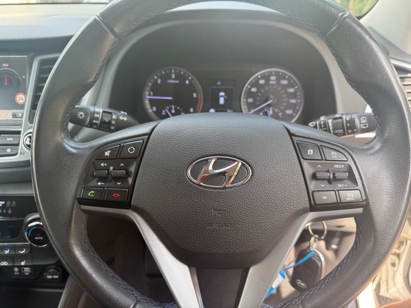 Hyundai Tucson Grey #17