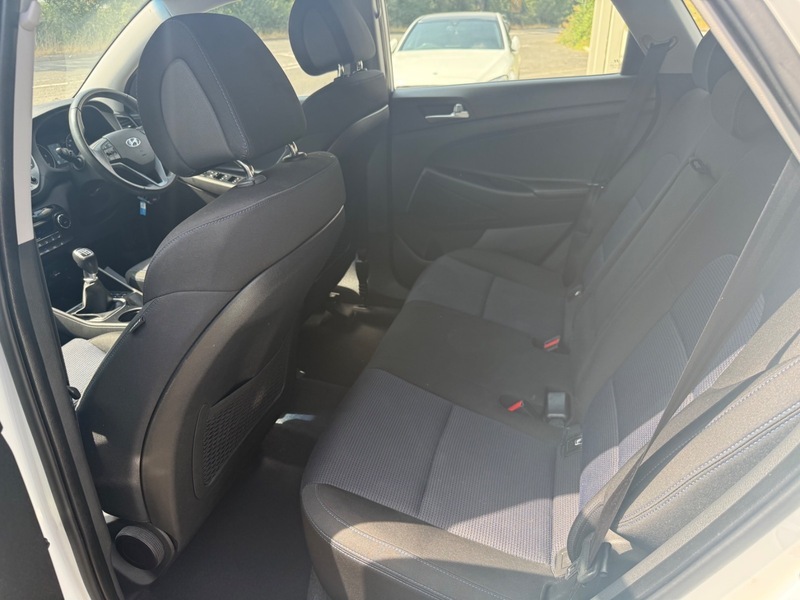 Hyundai Tucson Grey #29