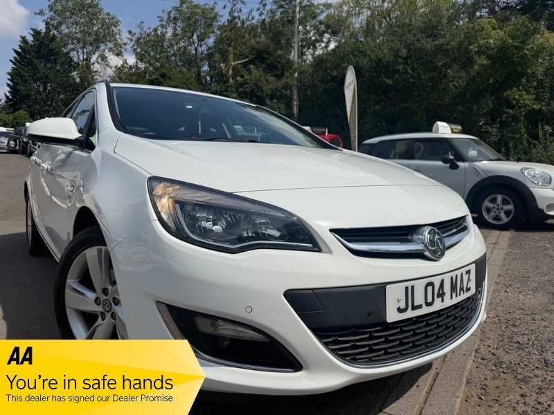 Vauxhall Astra Sri White