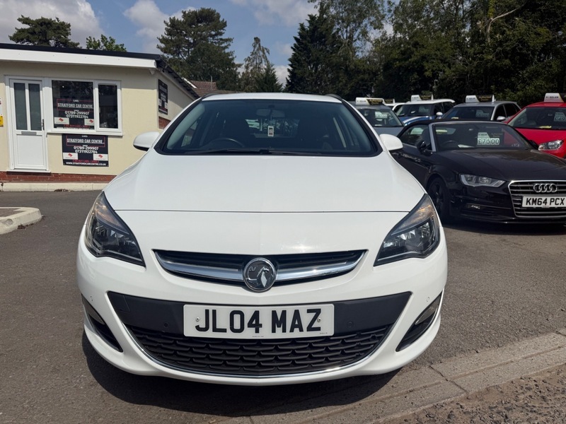 Vauxhall Astra 1.4 Limited Edition Red #9
