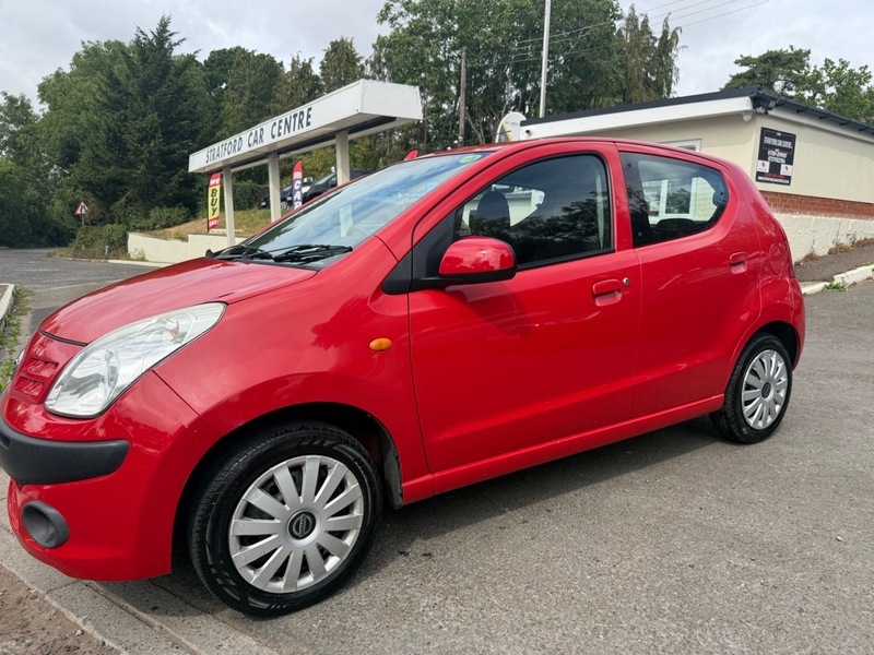 Nissan Pixo N-tec Silver #24