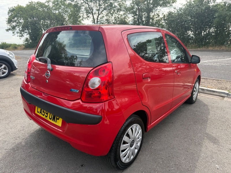 Nissan Pixo N-tec Red #5