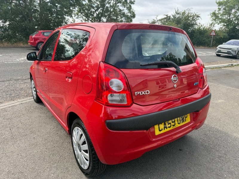 Nissan Pixo N-tec Red #6