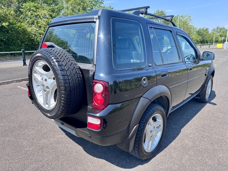 Land Rover Freelander Td4 Freestyle Black #4