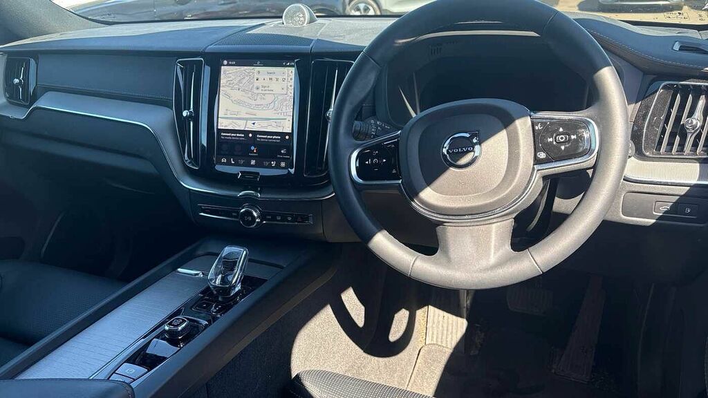 Volvo XC60 Recharge Black Edition Ultimate, T8 Awd Plug-in Hy YH24WOY Black #4