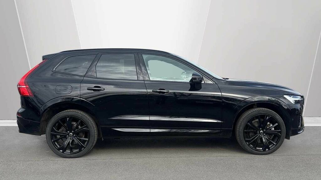 Volvo XC60 Recharge Black Edition Ultimate, T8 Awd Plug-in Hy YH24WOY Black #3