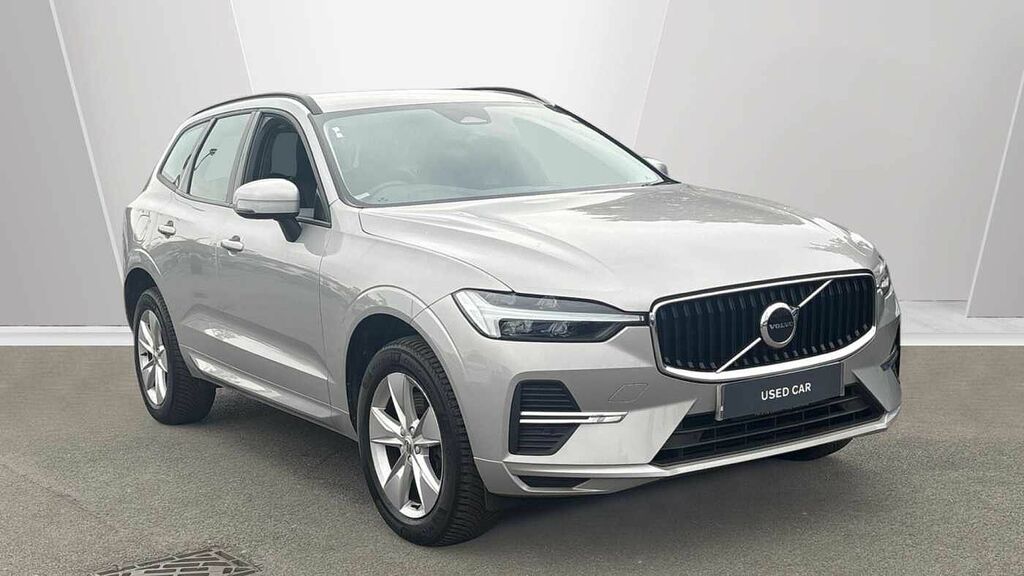 Volvo XC60 Momentum, B4 Awd Mild Hybrid Silver