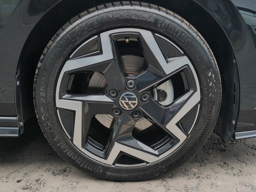 Volkswagen Golf 1.5 Etsi 150 R-line Dsg GK75CHN Black #4