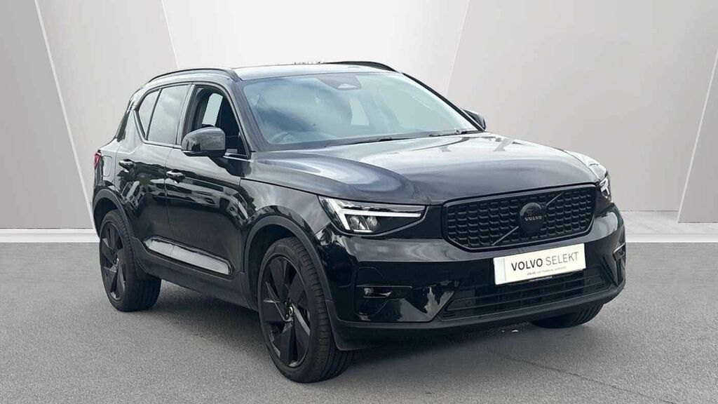Volvo XC40 Black Edition Plus, B4 Mild Hybrid, Black
