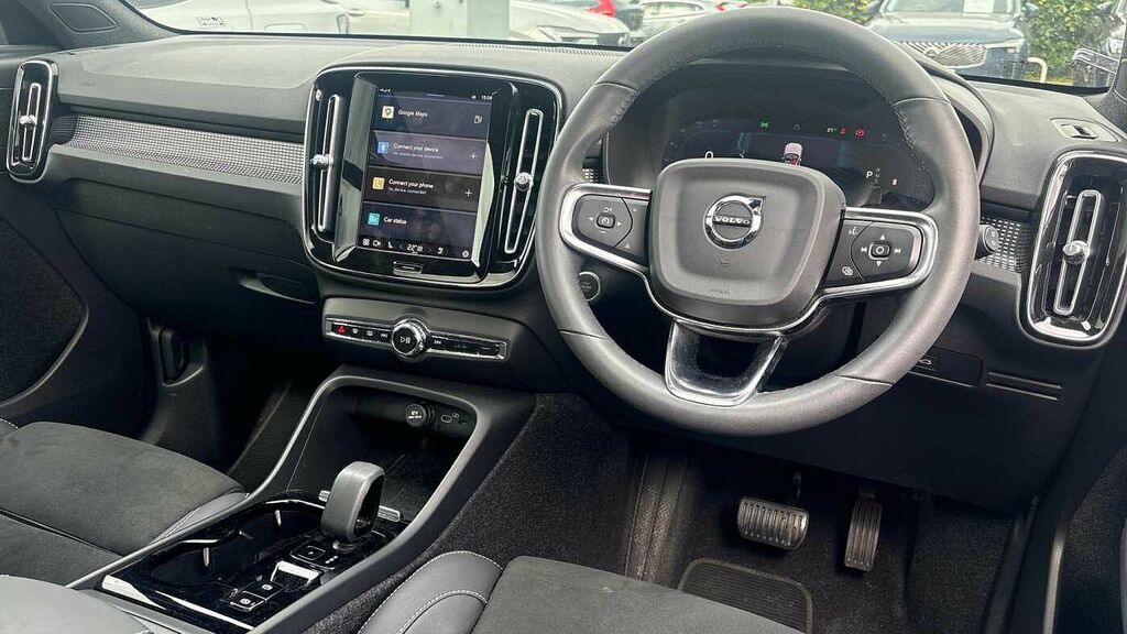 Volvo XC40 Ultimate, B4 Mild Hybrid, Dark White #4