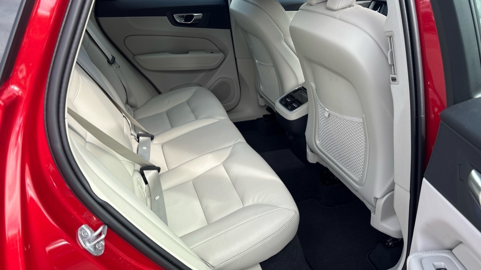 Volvo XC60 Plus, B4 Awd Mild Hybrid, Dark Red #6