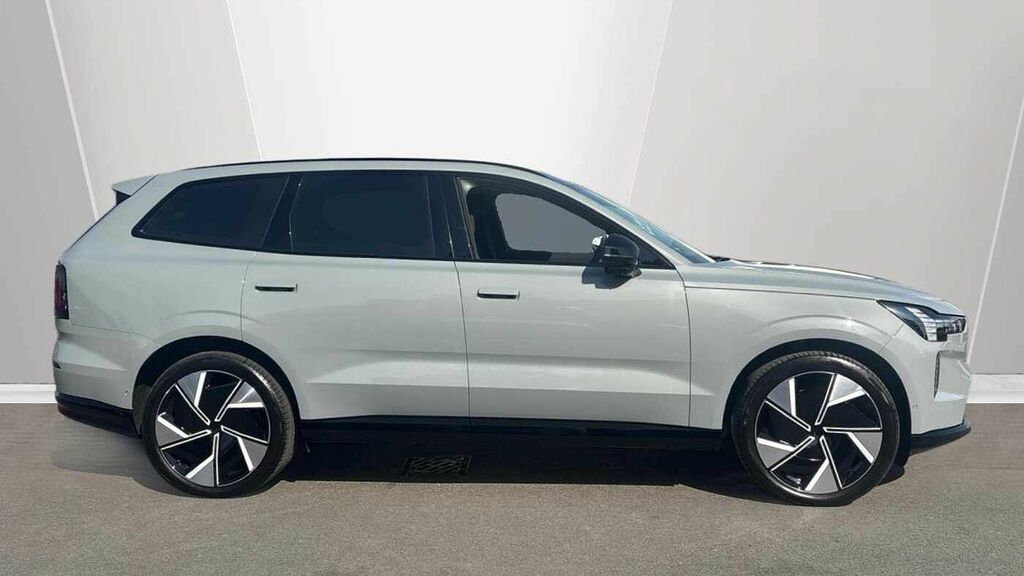 Volvo EX90 Ultra, Twin Motor Performance, 7 Seats Grey #3
