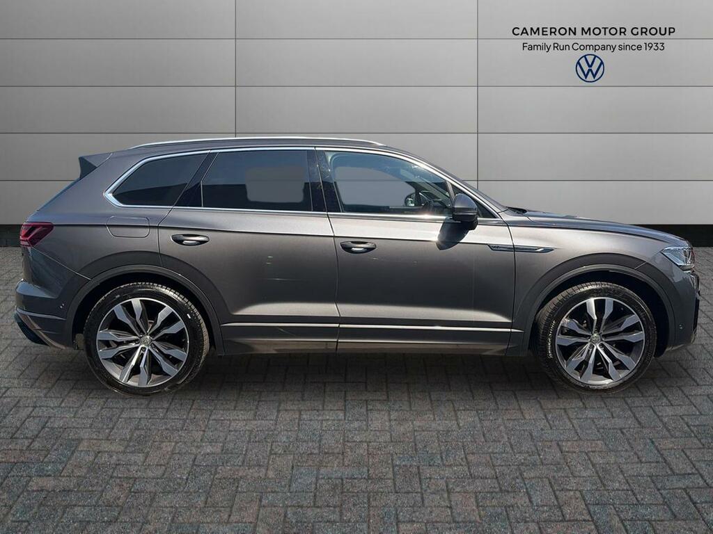 Volkswagen Touareg 3.0 V6 Tdi 4Motion R-line Tech Massive Spec RK19VGP Grey #2