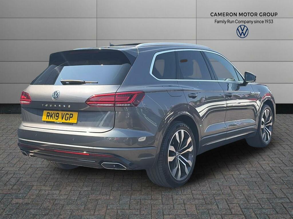 Volkswagen Touareg 3.0 V6 Tdi 4Motion R-line Tech Massive Spec RK19VGP Grey #3