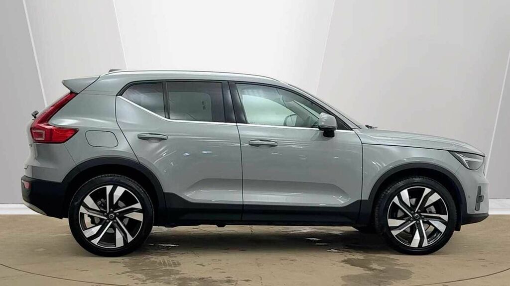 Volvo XC40 Ultra, B4 Mild Hybrid, Bright Grey #2