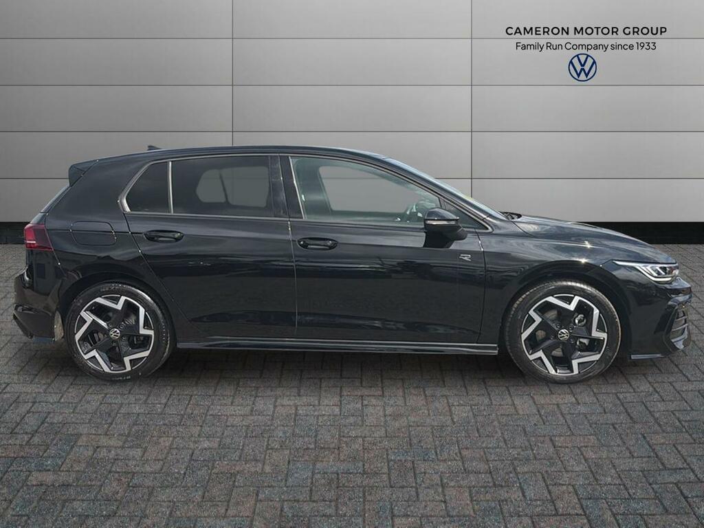 Volkswagen Golf 1.5 Tsi 150 R-line GD25EGX Black #2