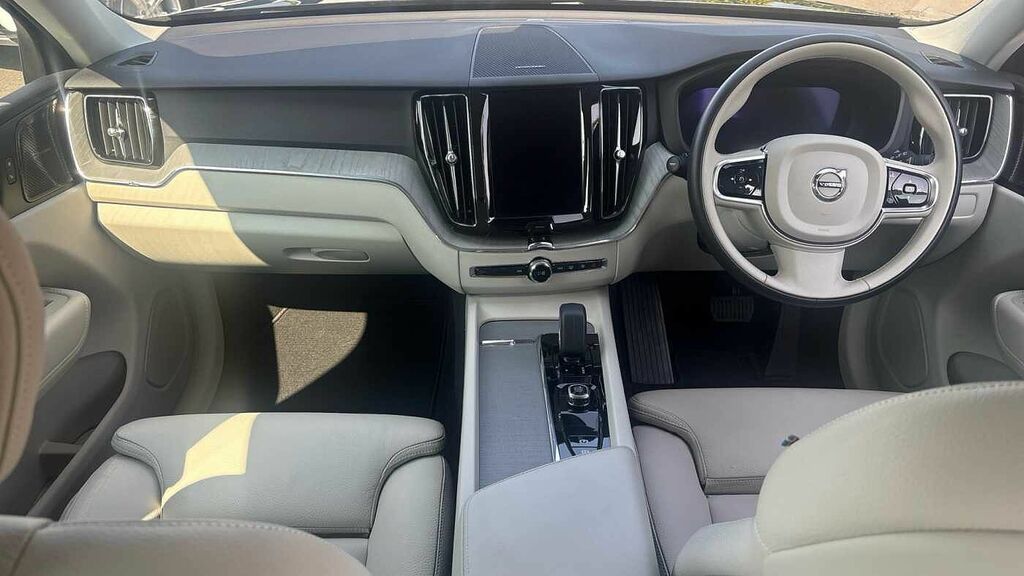 Volvo XC60 Plus, B5 Awd Mild Hybrid, Dark LC73CLO Black #5