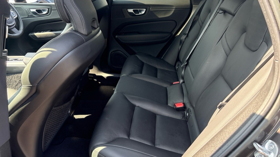 Volvo XC60 Plus, B5 Awd Mild Hybrid, Dark Grey #6