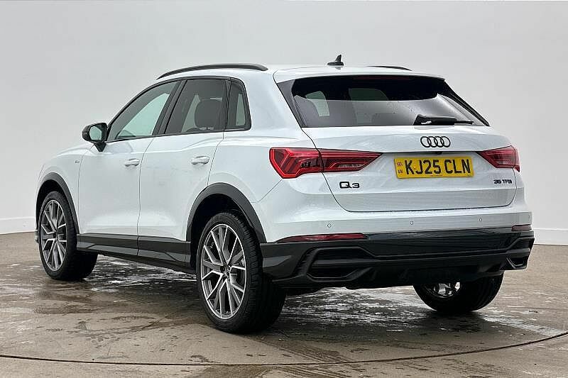 Audi Q3 Black Edition 35 Tfsi 150 Ps S Tronic KJ25CLN White #3
