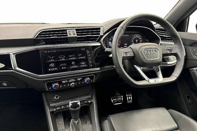 Audi Q3 Black Edition 35 Tfsi 150 Ps S Tronic KJ25CLN White #2