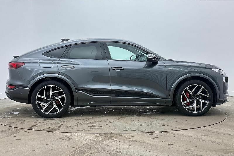 Audi Q6 E-Tron Q6 Sportback Edition 1 E-tron 185,00 Kw Grey #4