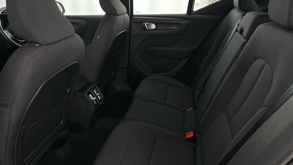 Volvo EX40 Ultra Grey #25
