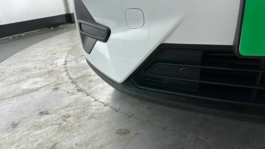 Volvo EX40 Ultra Grey #35