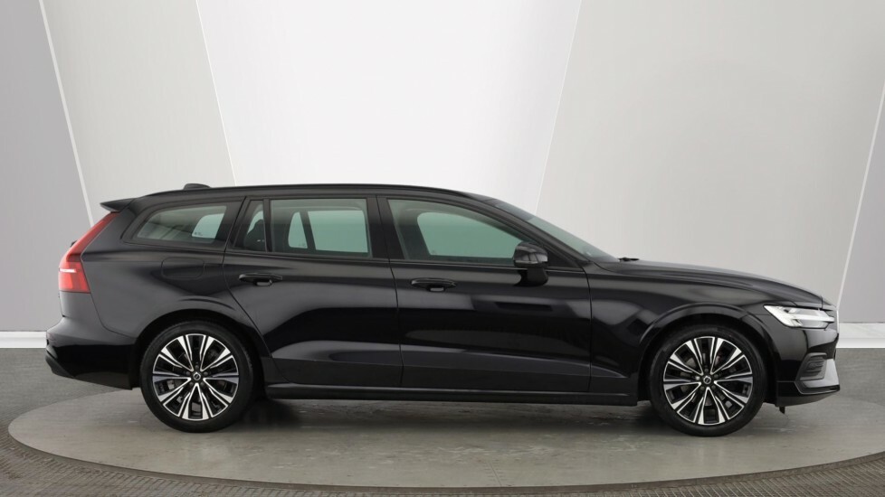 Volvo V60 Core, B3 Mild Hybrid, Black #2